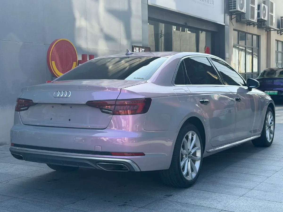 2019 Audi A4L 2.0T 190HP L4 7DCT,autocango,china used car exporter,china ev exporter,chinese used car exporter,chinese used ev exporter