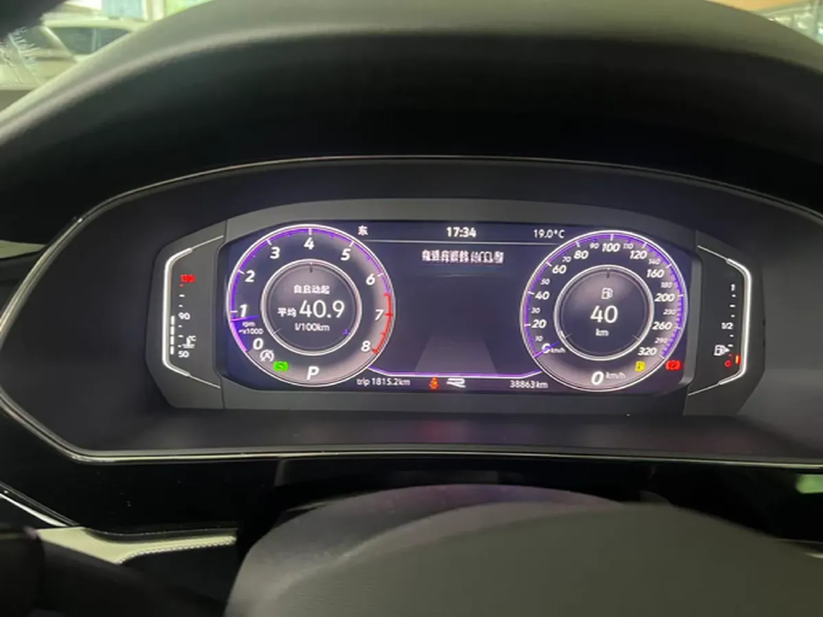 2023 Volkswagen Passat 2.0T 186HP L4 7DCT,autocango,china used car exporter,china ev exporter,chinese used car exporter,chinese used ev exporter