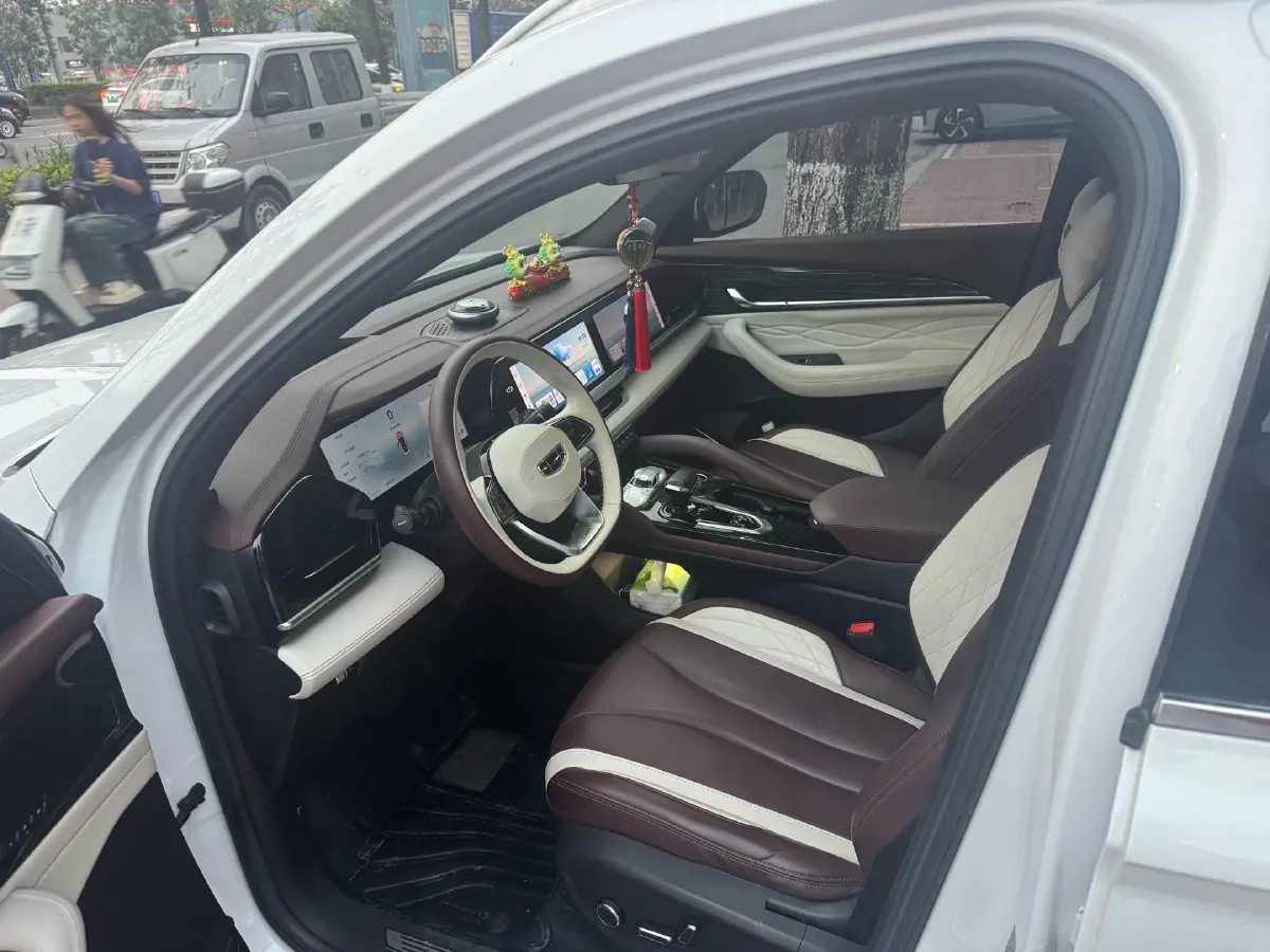 2024 Geely Monjaro 2.0T 238HP L4 8AT,autocango,china used car exporter,china ev exporter,chinese used car exporter,chinese used ev exporter