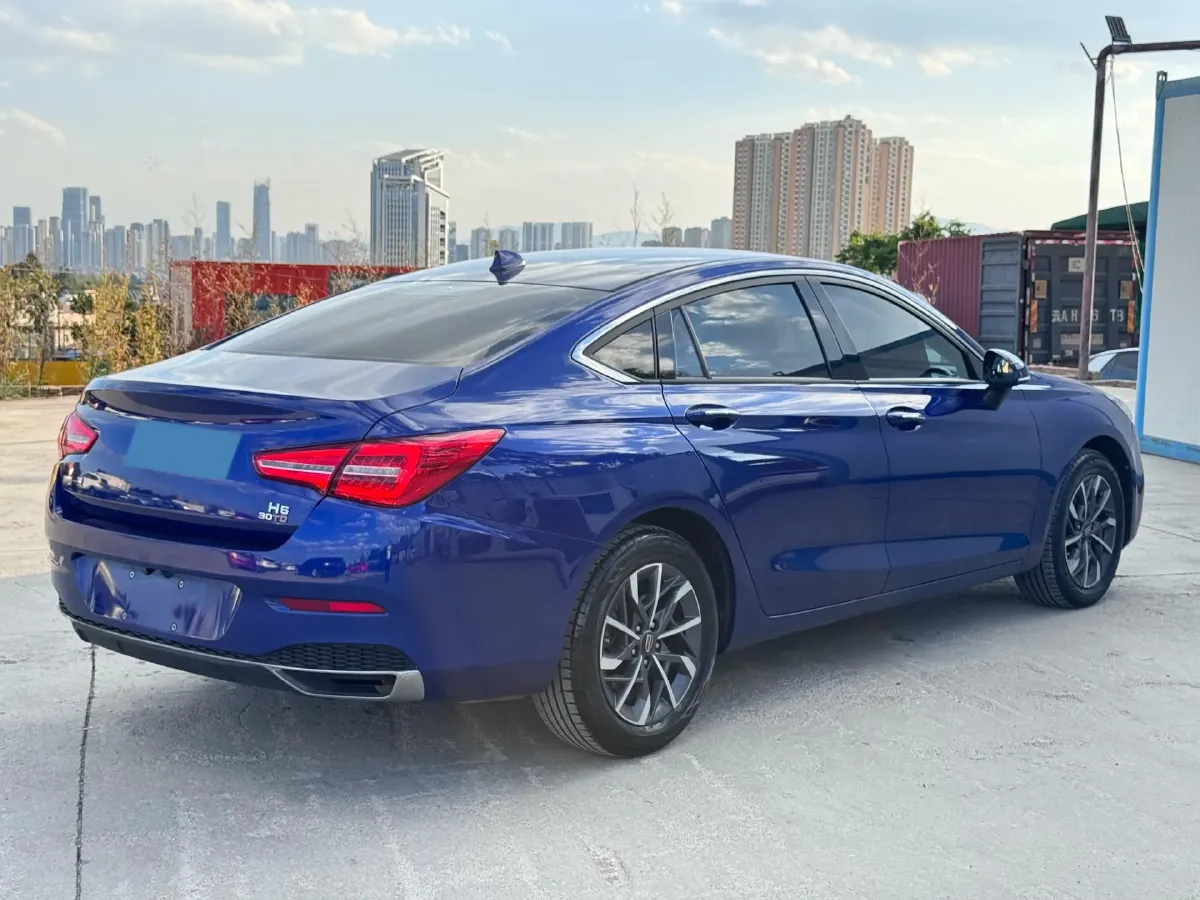 2020 HongQi H5 1.5T 169HP L4 7DCT,autocango,china used car exporter,china ev exporter,chinese used car exporter,chinese used ev exporter