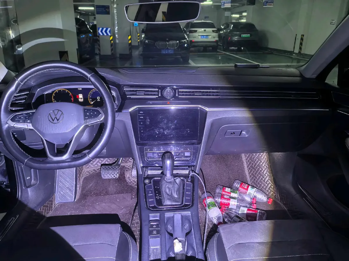 2020 Volkswagen Magotan 2.0T 186HP L4 7DCT,autocango,china used car exporter,china ev exporter,chinese used car exporter,chinese used ev exporter