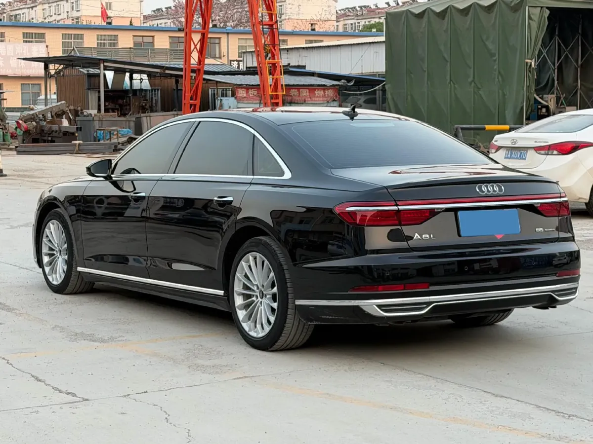 2022 Audi A8 3.0T 286HP V6 8AT,autocango,china used car exporter,china ev exporter,chinese used car exporter,chinese used ev exporter