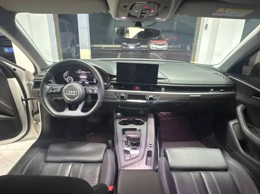 2022 Audi A4L 2.0T 190HP L4 7DCT,autocango,china used car exporter,china ev exporter,chinese used car exporter,chinese used ev exporter