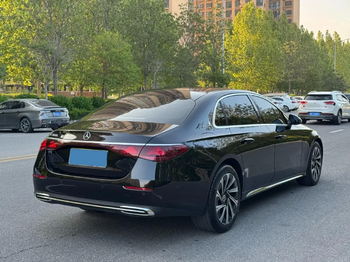 2025 Mercedes-Benz E Class 2.0T 258HP L4 9AT,autocango,china used car exporter,china ev exporter,chinese used car exporter,chinese used ev exporter