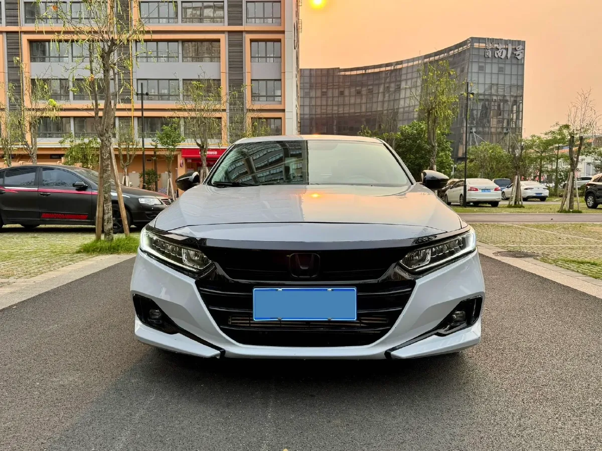 2022 Honda Accord 1.5T 194HP L4 CVT,autocango,china used car exporter,china ev exporter,chinese used car exporter,chinese used ev exporter