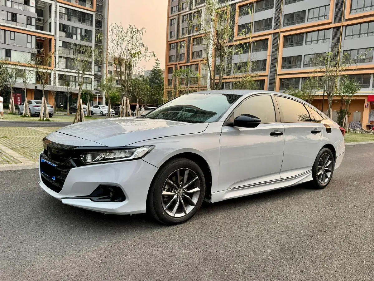 2022 Honda Accord 1.5T 194HP L4 CVT,autocango,china used car exporter,china ev exporter,chinese used car exporter,chinese used ev exporter