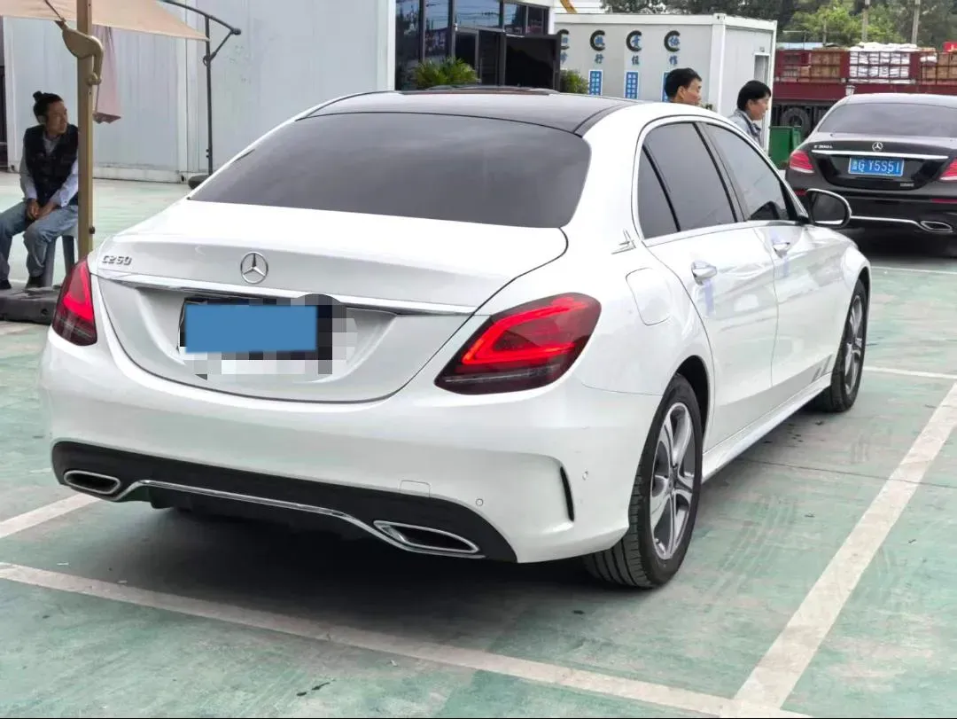 2020 Mercedes-Benz C Class 1.5T 184HP L4 9AT,autocango,china used car exporter,china ev exporter,chinese used car exporter,chinese used ev exporter