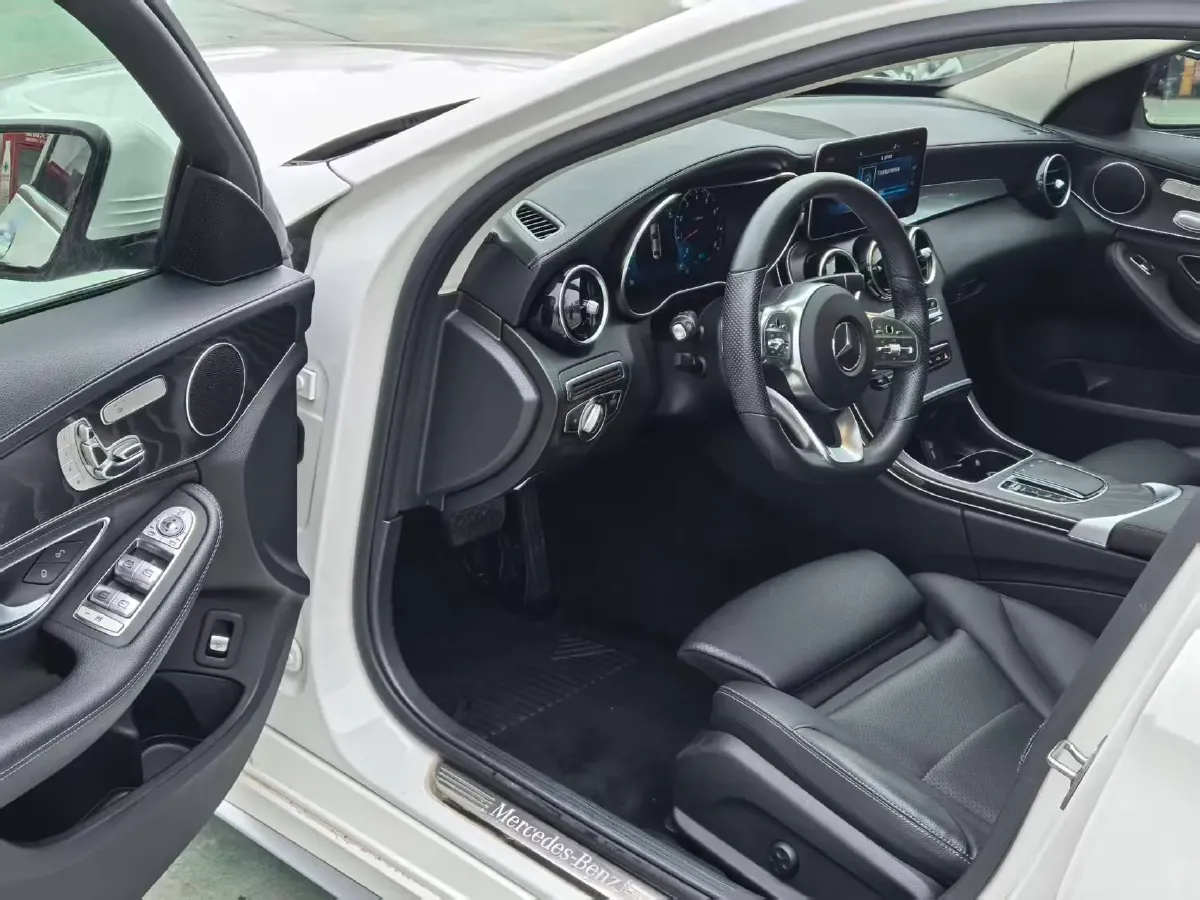 2020 Mercedes-Benz C Class 1.5T 184HP L4 9AT,autocango,china used car exporter,china ev exporter,chinese used car exporter,chinese used ev exporter