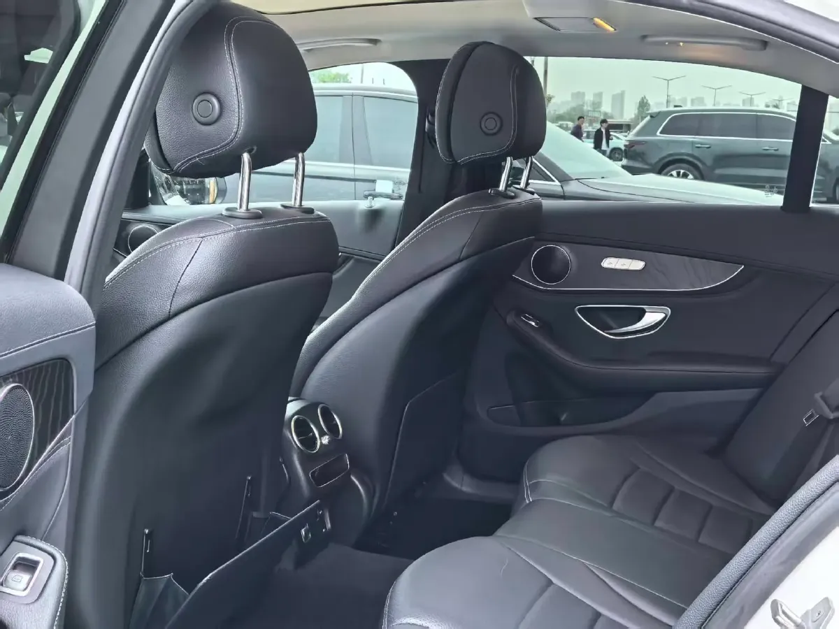 2020 Mercedes-Benz C Class 1.5T 184HP L4 9AT,autocango,china used car exporter,china ev exporter,chinese used car exporter,chinese used ev exporter