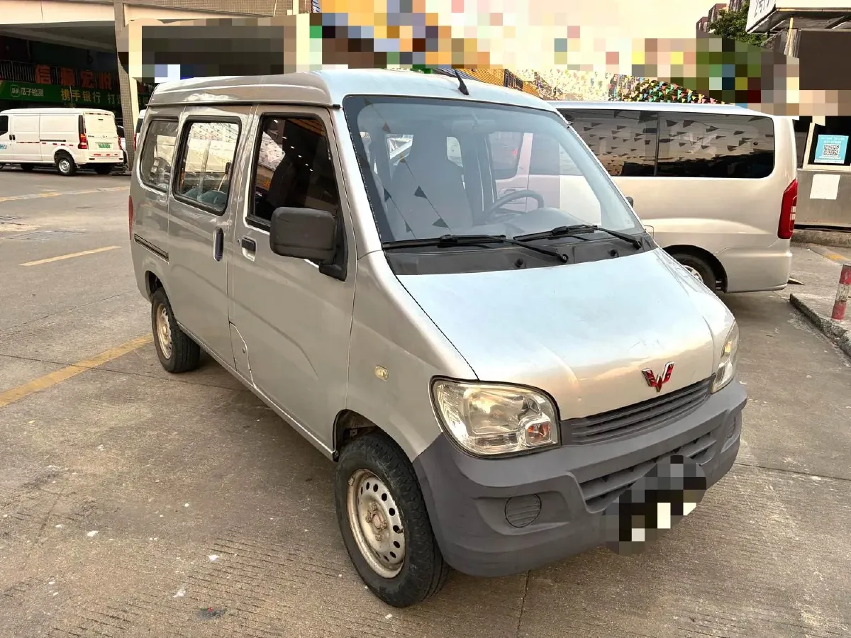 2015 WuLing ZhiGuang 1.2L 82HP L4 5MT,autocango,china used car exporter,china ev exporter,chinese used car exporter,chinese used ev exporter