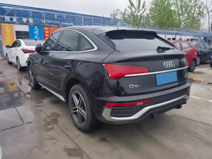 2021 Audi Q5L Sportback 2.0T 190HP L4 7DCT,autocango,china used car exporter,china ev exporter,chinese used car exporter,chinese used ev exporter