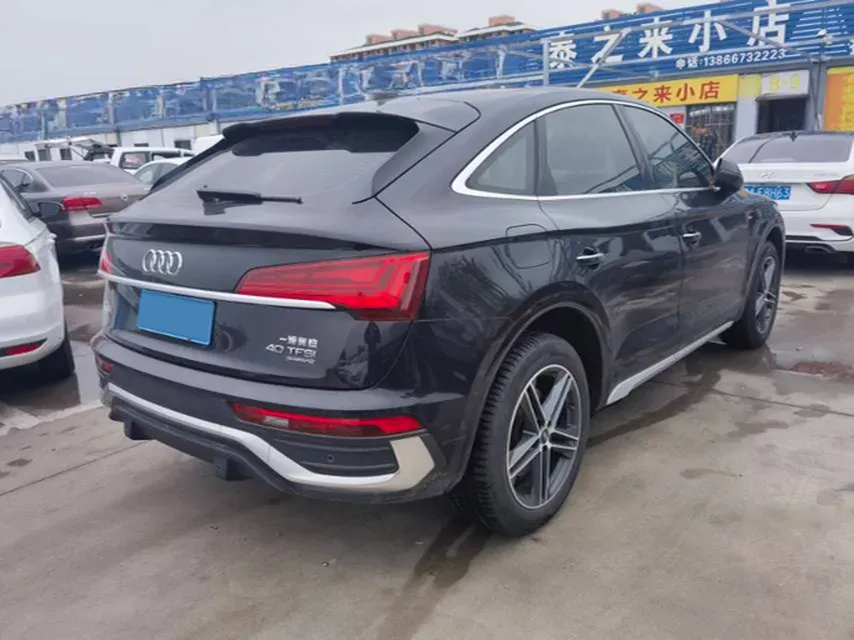 2021 Audi Q5L Sportback 2.0T 190HP L4 7DCT,autocango,china used car exporter,china ev exporter,chinese used car exporter,chinese used ev exporter