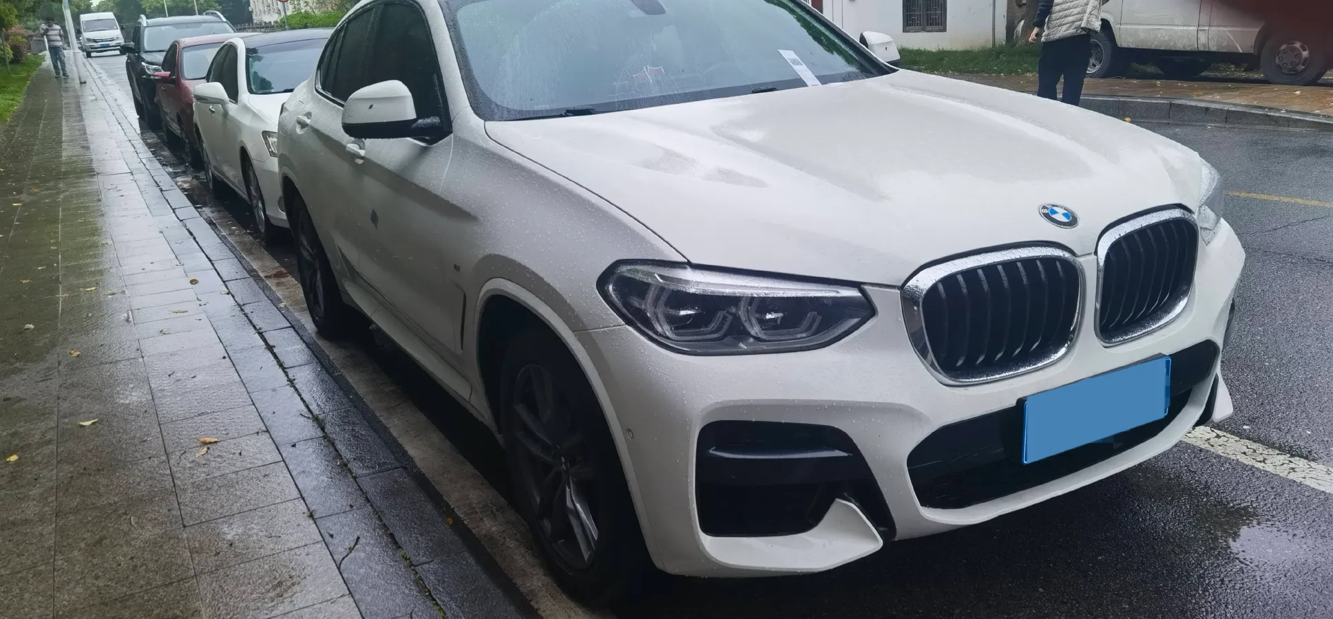 2020 BMW X4 2.0T 184HP L4 8AT,autocango,china used car exporter,china ev exporter,chinese used car exporter,chinese used ev exporter