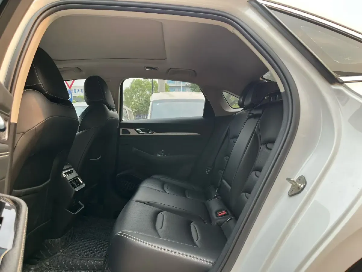 2021 Geely Preface 2.0T 190HP L4 7DCT,autocango,china used car exporter,china ev exporter,chinese used car exporter,chinese used ev exporter