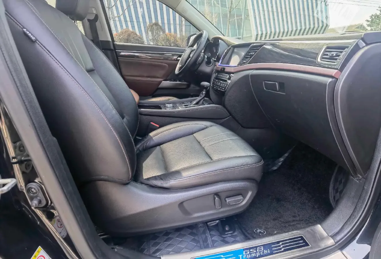 2017 GAC Trumpchi GS8 2.0T 201HP L4 6AT,autocango,china used car exporter,china ev exporter,chinese used car exporter,chinese used ev exporter