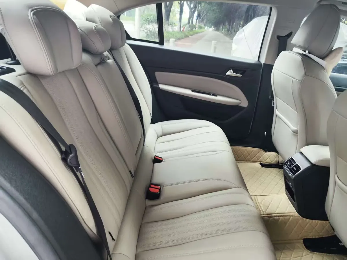 2022 Peugeot 408 1.6T 170HP L4 6AT,autocango,china used car exporter,china ev exporter,chinese used car exporter,chinese used ev exporter