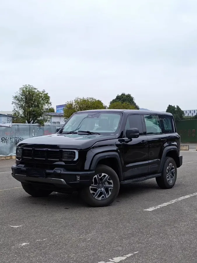 2023 Beijing BJ40 2.0T 224HP L4 8AT,autocango,china used car exporter,china ev exporter,chinese used car exporter,chinese used ev exporter