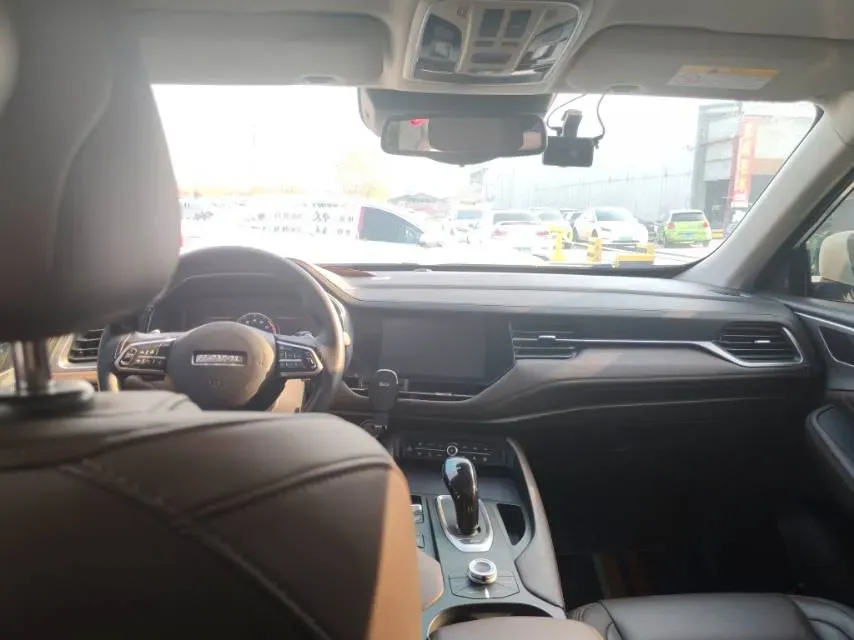 2020 Haval F7 2.0T 224HP L4 7DCT,autocango,china used car exporter,china ev exporter,chinese used car exporter,chinese used ev exporter