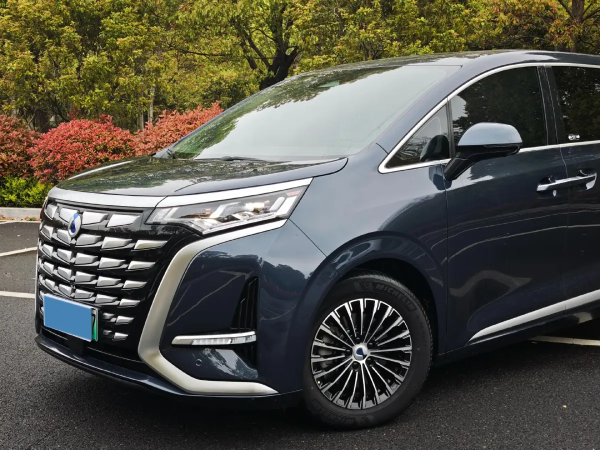 2022 Mercedes-Benz GLC Class 2.0T 197HP L4 9AT,autocango,china used car exporter,china ev exporter,chinese used car exporter,chinese used ev exporter