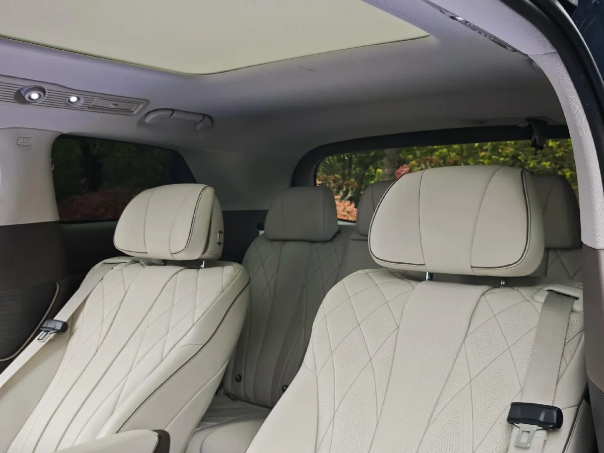 2022 Mercedes-Benz GLC Class 2.0T 197HP L4 9AT,autocango,china used car exporter,china ev exporter,chinese used car exporter,chinese used ev exporter