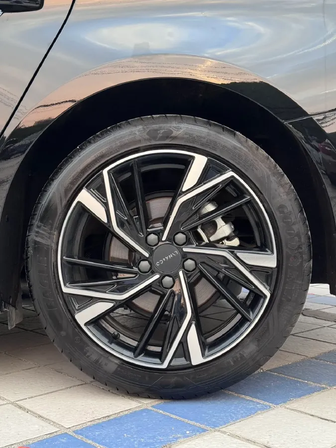 2025 LYNK&CO 03 1.5T 181HP L4 7DCT,autocango,china used car exporter,china ev exporter,chinese used car exporter,chinese used ev exporter