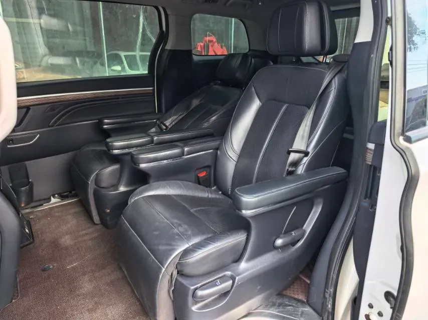 2021 GAC Trumpchi M8 2.0T 252HP L4 8AT,autocango,china used car exporter,china ev exporter,chinese used car exporter,chinese used ev exporter