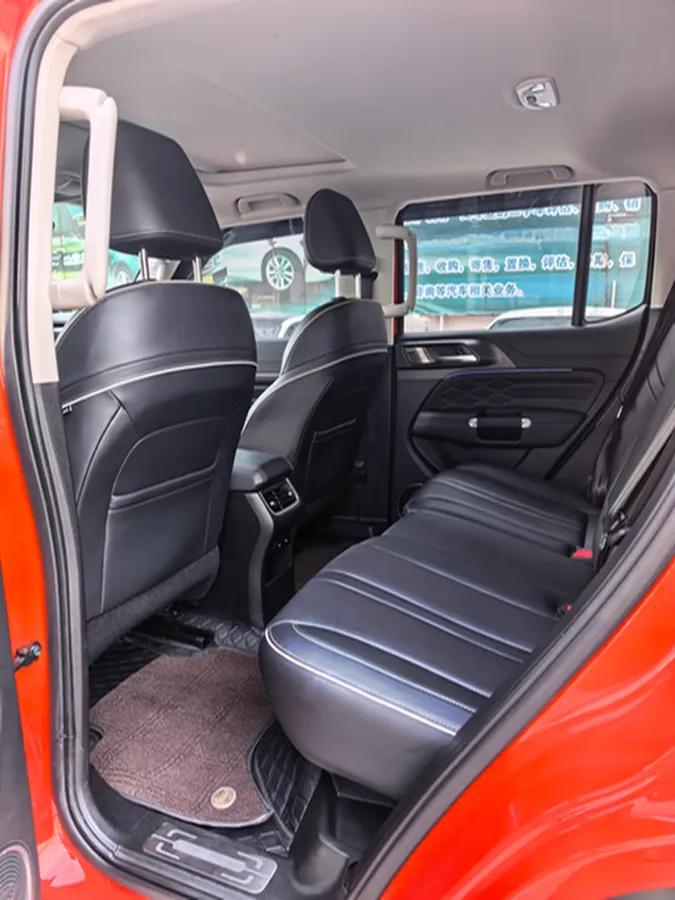 2023 Tank 300 2.0T 227HP L4 8AT,autocango,china used car exporter,china ev exporter,chinese used car exporter,chinese used ev exporter