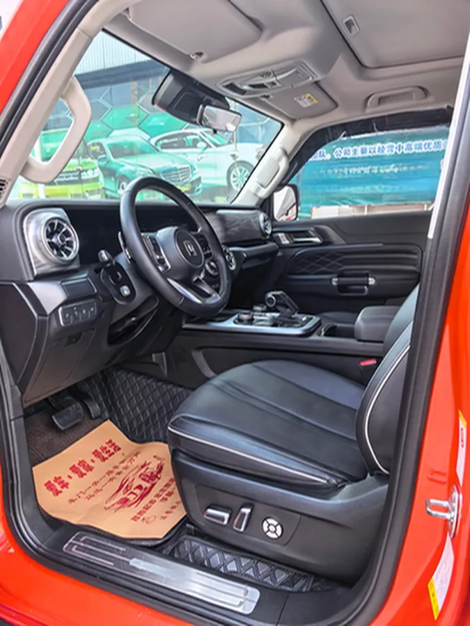 2023 Tank 300 2.0T 227HP L4 8AT,autocango,china used car exporter,china ev exporter,chinese used car exporter,chinese used ev exporter