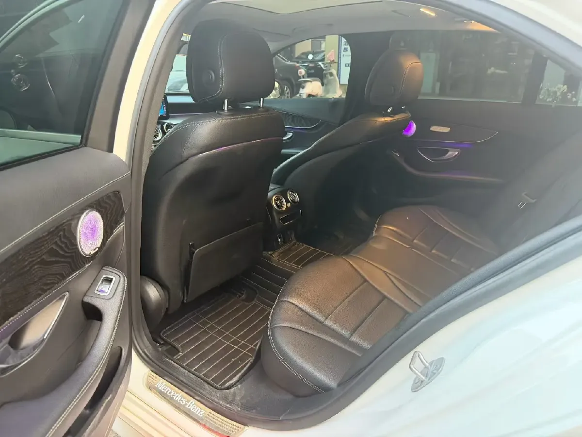 2020 Mercedes-Benz C Class 1.5T 184HP L4 9AT,autocango,china used car exporter,china ev exporter,chinese used car exporter,chinese used ev exporter