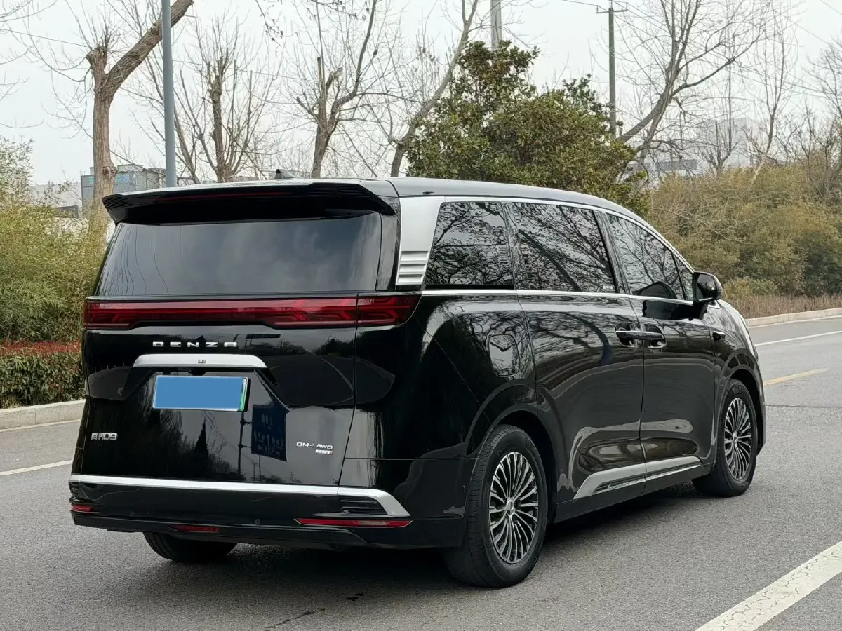 2025 Denza D9 1.5T 156HP L4 E-CVT PHEV 40KWH,autocango,china used car exporter,china ev exporter,chinese used car exporter,chinese used ev exporter