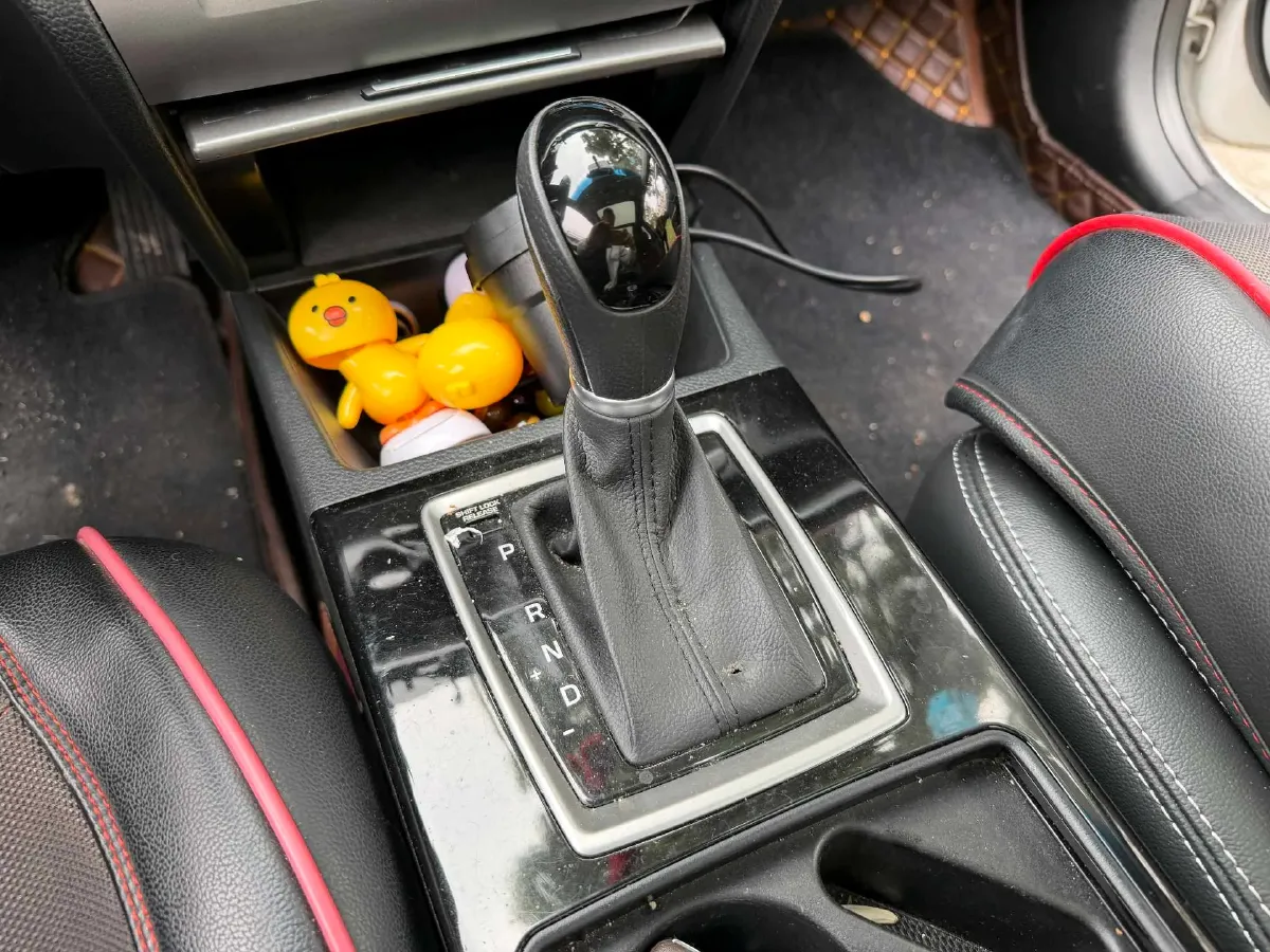 2017 Hyundai Mistra 1.8L 143HP L4 6AT,autocango,china used car exporter,china ev exporter,chinese used car exporter,chinese used ev exporter