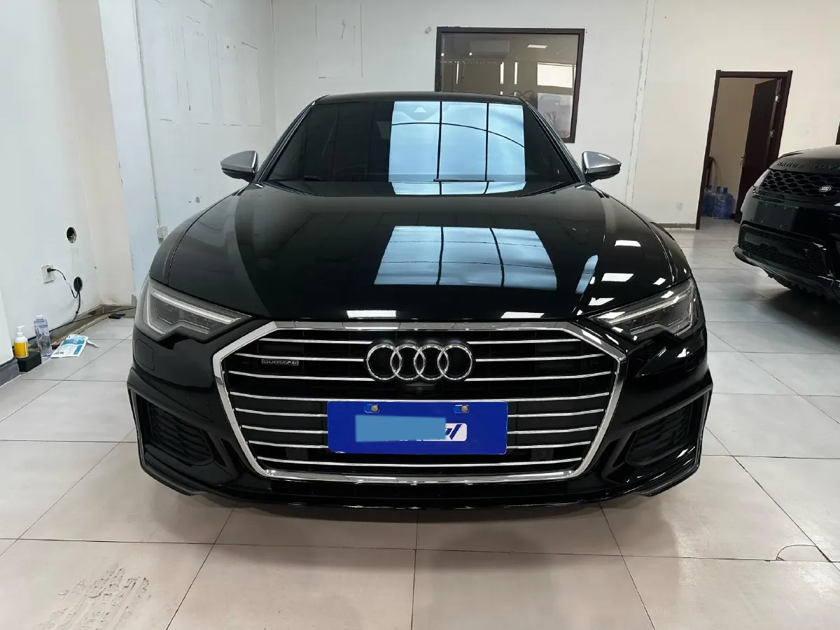 2021 Audi A6L 2.0T 224HP L4 7DCT,autocango,china used car exporter,china ev exporter,chinese used car exporter,chinese used ev exporter