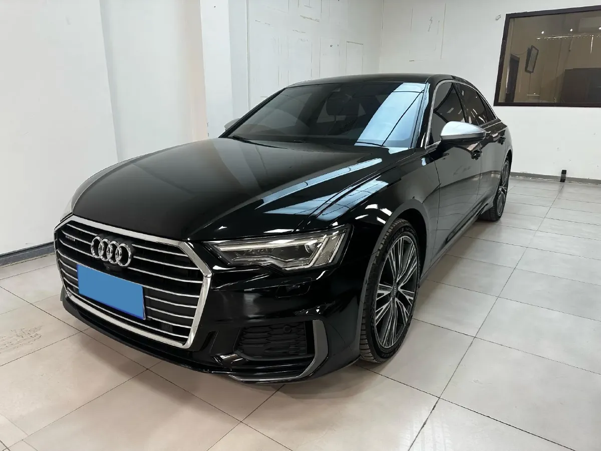 2021 Audi A6L 2.0T 224HP L4 7DCT,autocango,china used car exporter,china ev exporter,chinese used car exporter,chinese used ev exporter