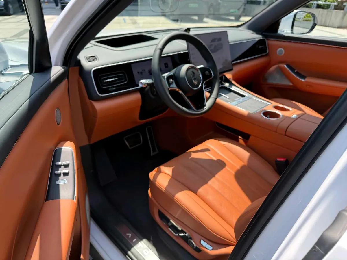 2026 AITO AITO M7 REEV 160HP REEV,autocango,china used car exporter,china ev exporter,chinese used car exporter,chinese used ev exporter