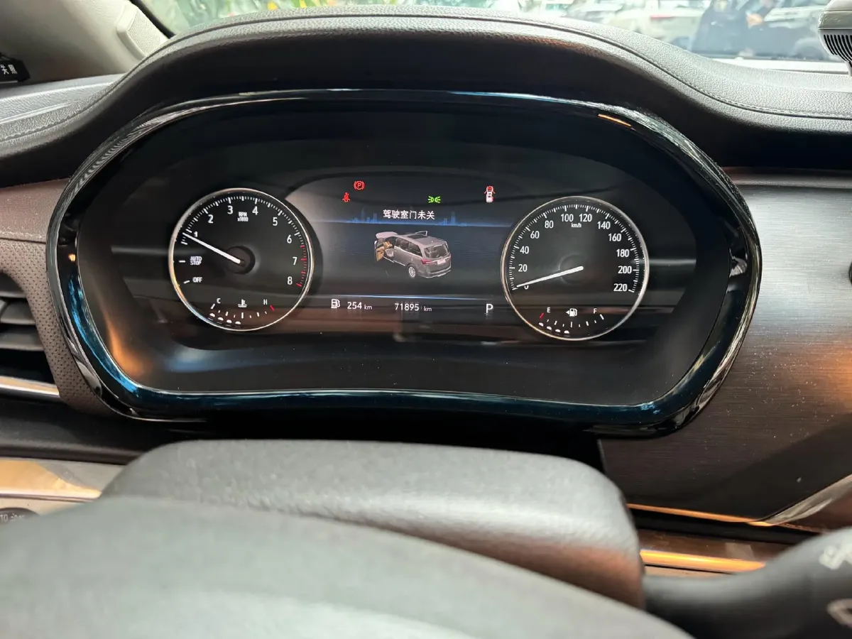 2021 Buick GL8 2.0T 237HP L4 9AT,autocango,china used car exporter,china ev exporter,chinese used car exporter,chinese used ev exporter