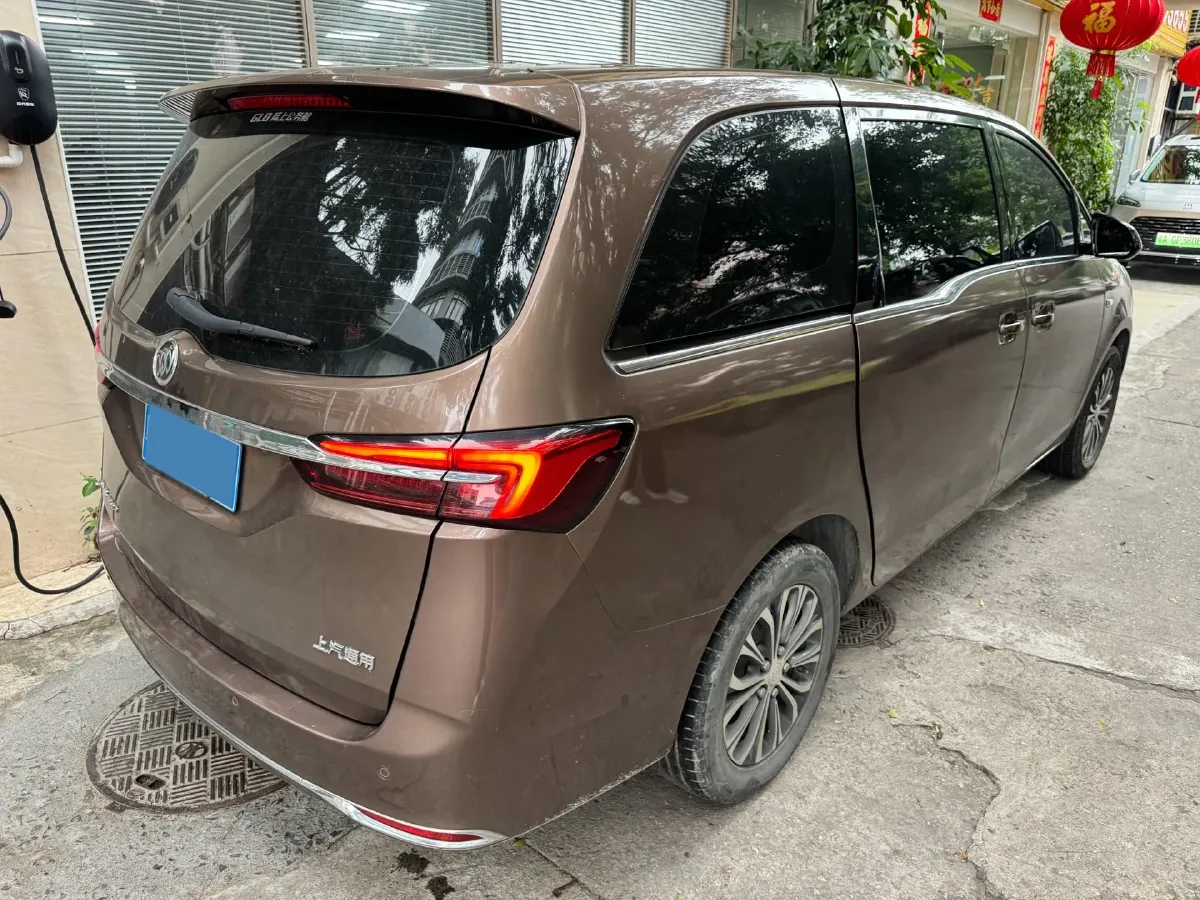2021 Buick GL8 2.0T 237HP L4 9AT,autocango,china used car exporter,china ev exporter,chinese used car exporter,chinese used ev exporter