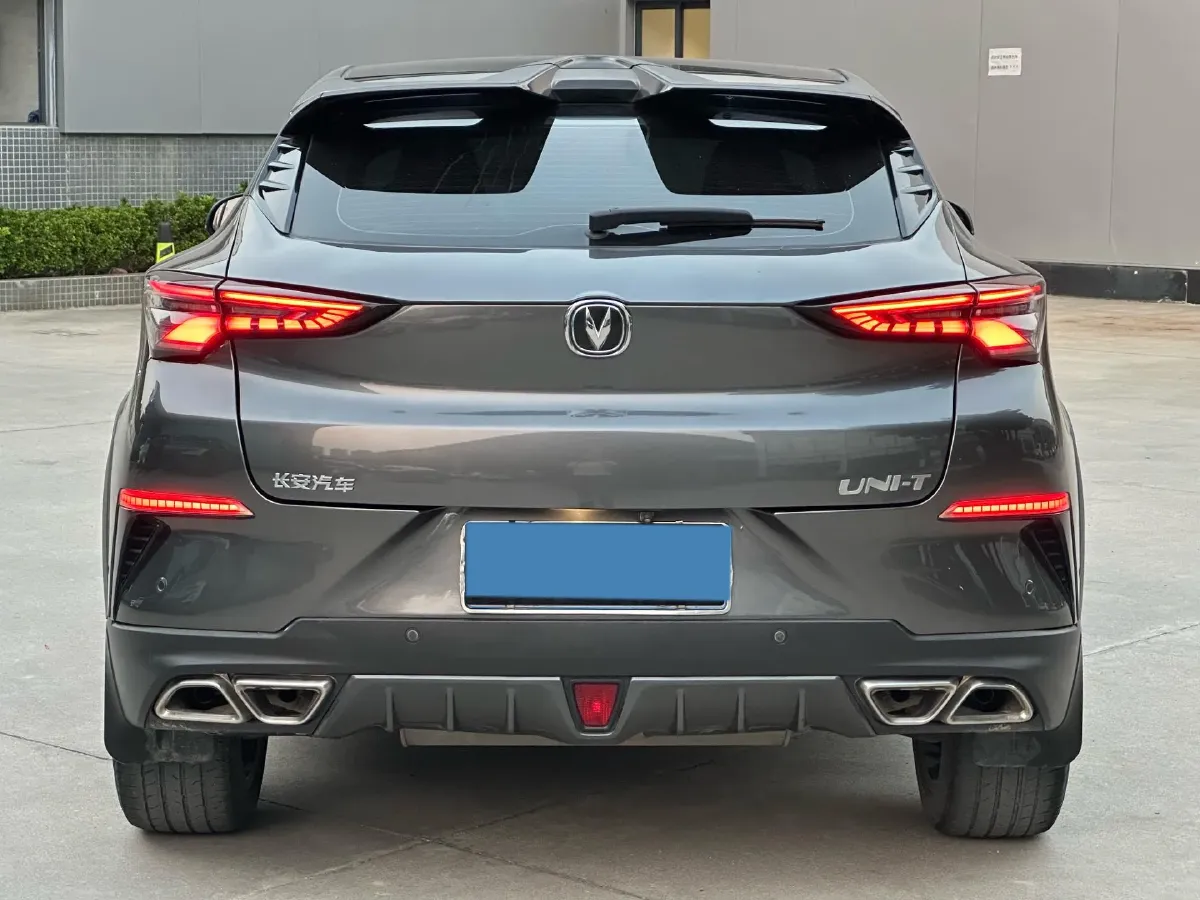 2020 ChangAn UNI-T 1.5T 180HP L4 7DCT,autocango,china used car exporter,china ev exporter,chinese used car exporter,chinese used ev exporter