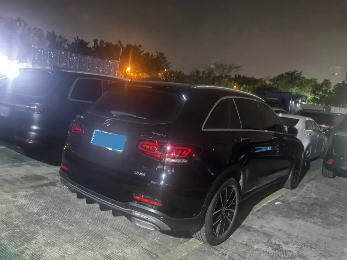 2022 Mercedes-Benz GLC Class 2.0T 197HP L4 9AT,autocango,china used car exporter,china ev exporter,chinese used car exporter,chinese used ev exporter