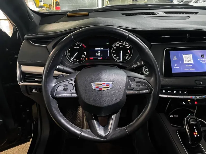 2020 Cadillac XT4 2.0T 241HP L4 9AT,autocango,china used car exporter,china ev exporter,chinese used car exporter,chinese used ev exporter