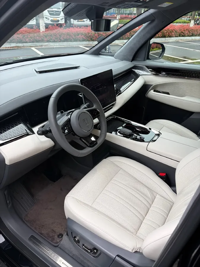 2022 Zeekr 009 BEV 116KWH,autocango,china used car exporter,china ev exporter,chinese used car exporter,chinese used ev exporter