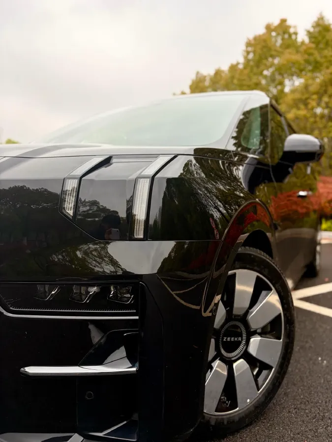 2022 Zeekr 009 BEV 116KWH,autocango,china used car exporter,china ev exporter,chinese used car exporter,chinese used ev exporter