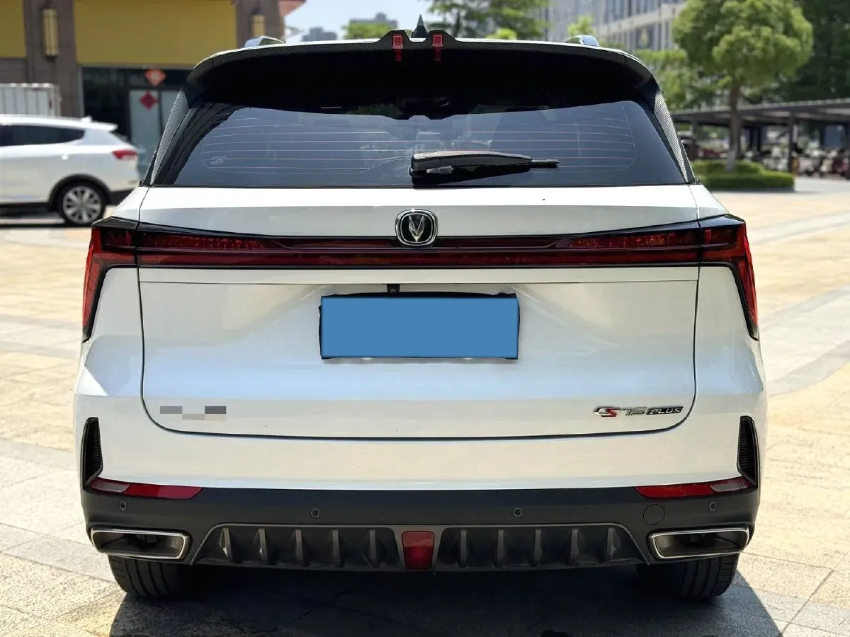 2022 ChangAn CS75 Plus 1.5T 188HP L4 8AT,autocango,china used car exporter,china ev exporter,chinese used car exporter,chinese used ev exporter
