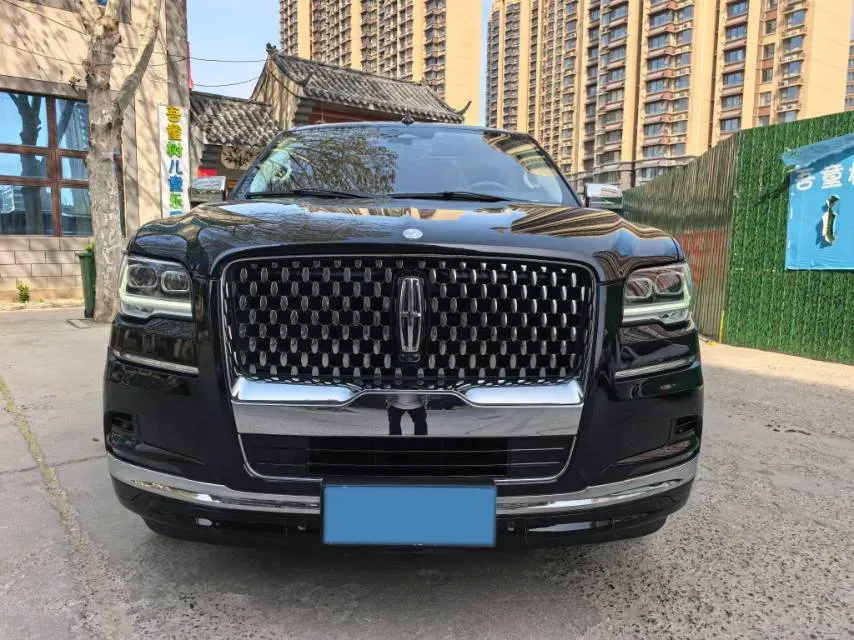 2022 Lincoln Navigator 3.5T 415HP V6 10AT,autocango,china used car exporter,china ev exporter,chinese used car exporter,chinese used ev exporter