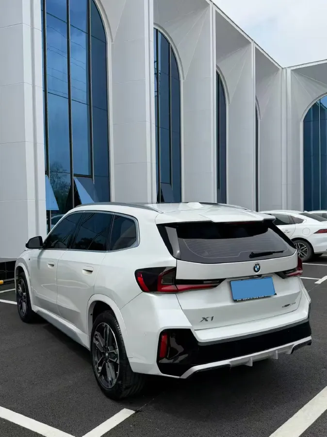 2024 BMW X1 2.0T 204HP L4 7DCT,autocango,china used car exporter,china ev exporter,chinese used car exporter,chinese used ev exporter