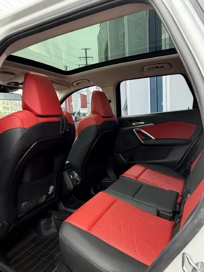 2024 BMW X1 2.0T 204HP L4 7DCT,autocango,china used car exporter,china ev exporter,chinese used car exporter,chinese used ev exporter