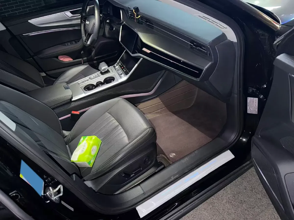 2023 Audi A6 3.0T 340HP V6 7DCT,autocango,china used car exporter,china ev exporter,chinese used car exporter,chinese used ev exporter