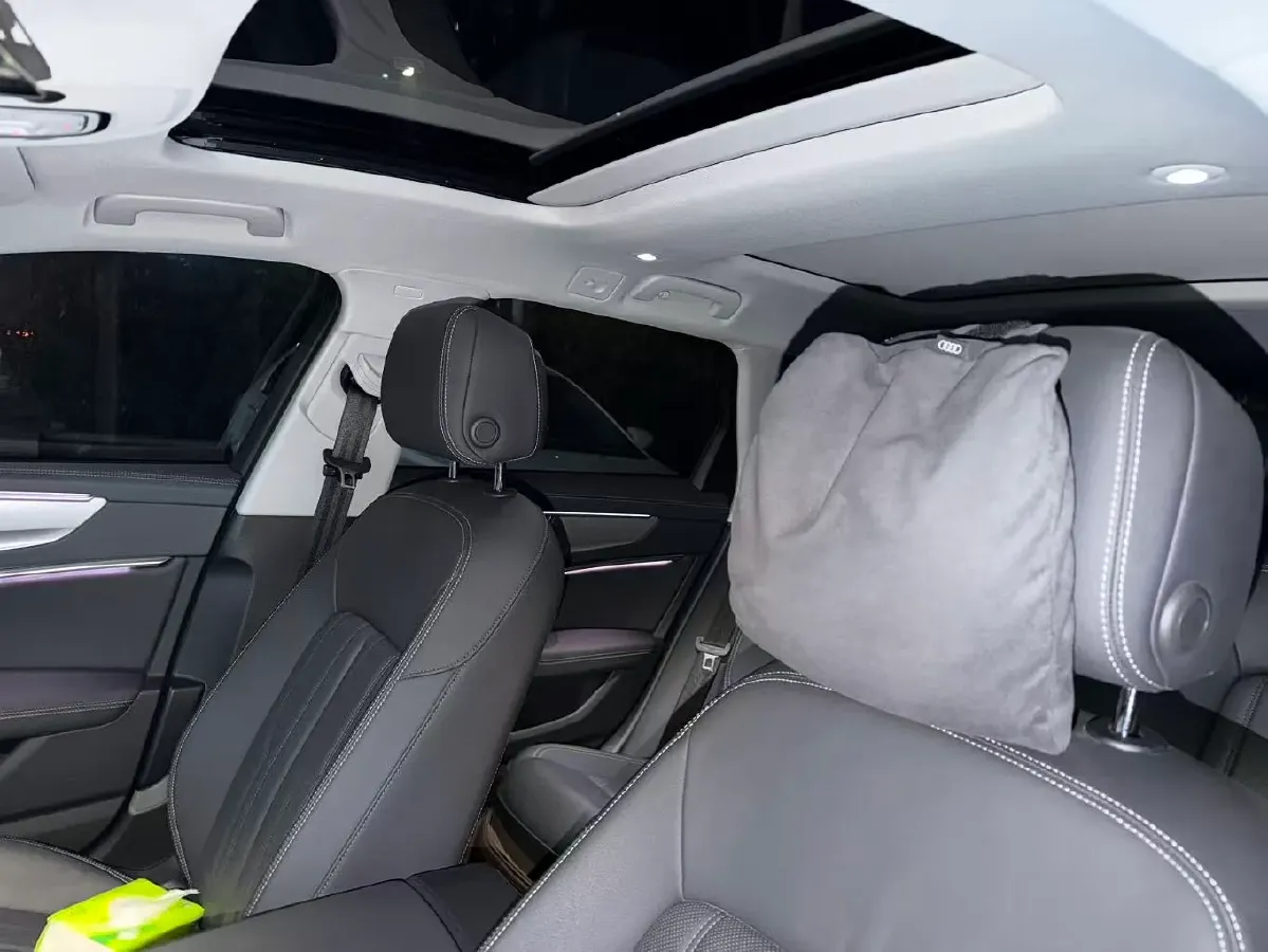 2023 Audi A6 3.0T 340HP V6 7DCT,autocango,china used car exporter,china ev exporter,chinese used car exporter,chinese used ev exporter