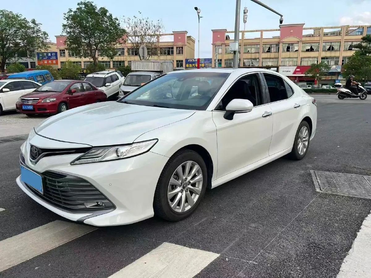 2019 Toyota Camry 2.0L 178HP L4 CVT,autocango,china used car exporter,china ev exporter,chinese used car exporter,chinese used ev exporter