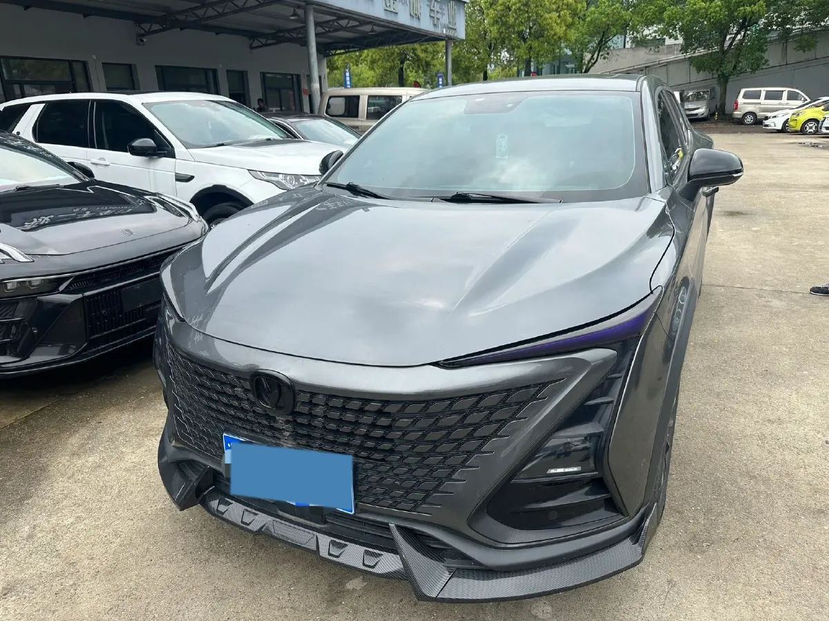 2021 ChangAn UNI-T 1.5T 180HP L4 7DCT,autocango,china used car exporter,china ev exporter,chinese used car exporter,chinese used ev exporter