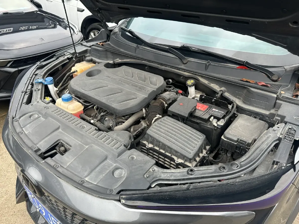 2021 ChangAn UNI-T 1.5T 180HP L4 7DCT,autocango,china used car exporter,china ev exporter,chinese used car exporter,chinese used ev exporter